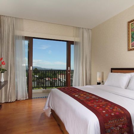 Sutanraja Hotel Manado Buitenkant foto
