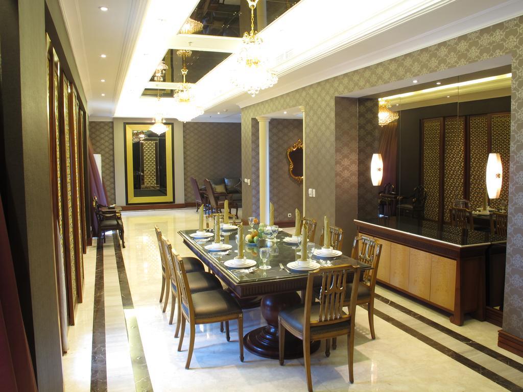 Sutanraja Hotel Manado Buitenkant foto
